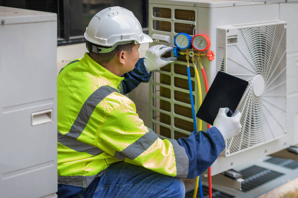 Professional Hvac technician working in Northwood, IA